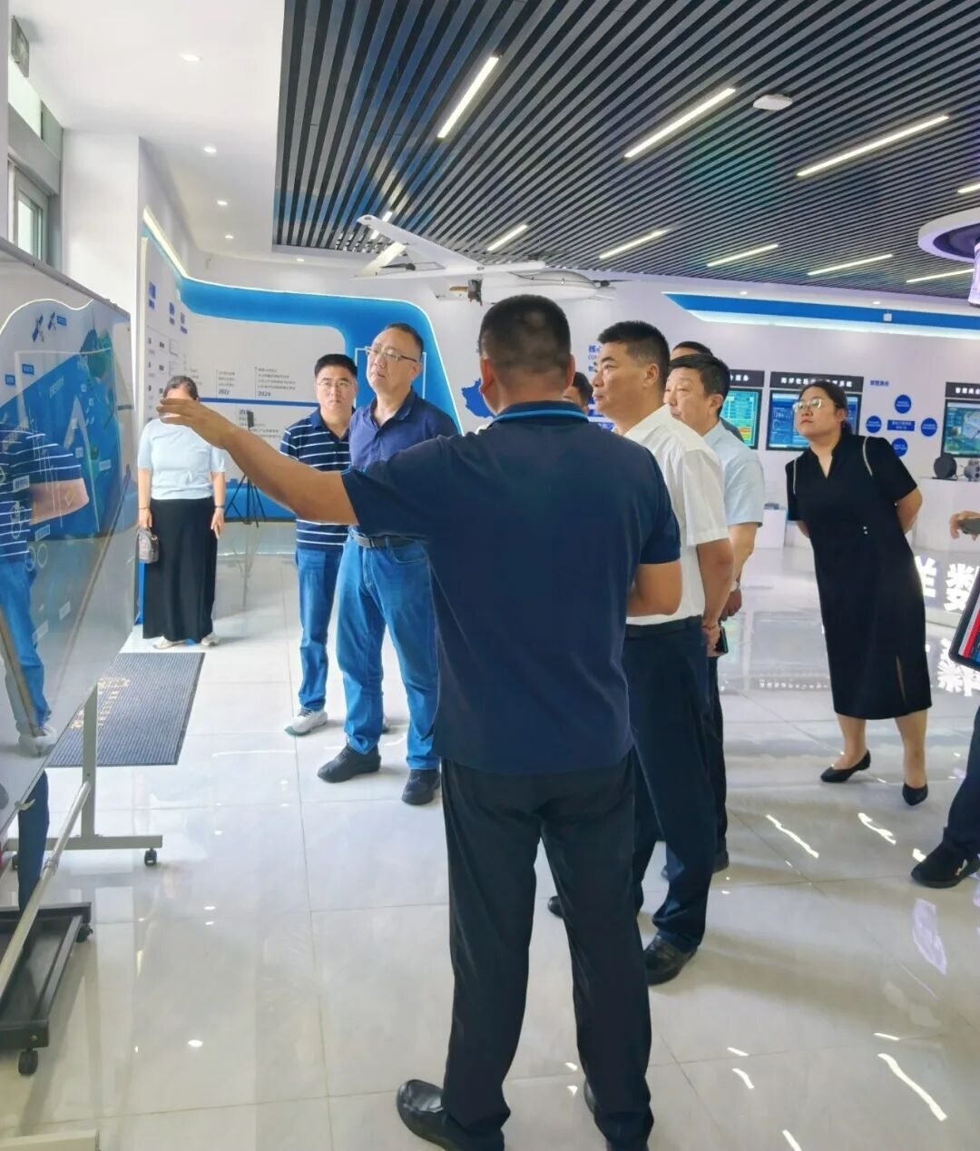 热烈欢迎宁德市政协副主席林青一行莅临广为海洋考察调研